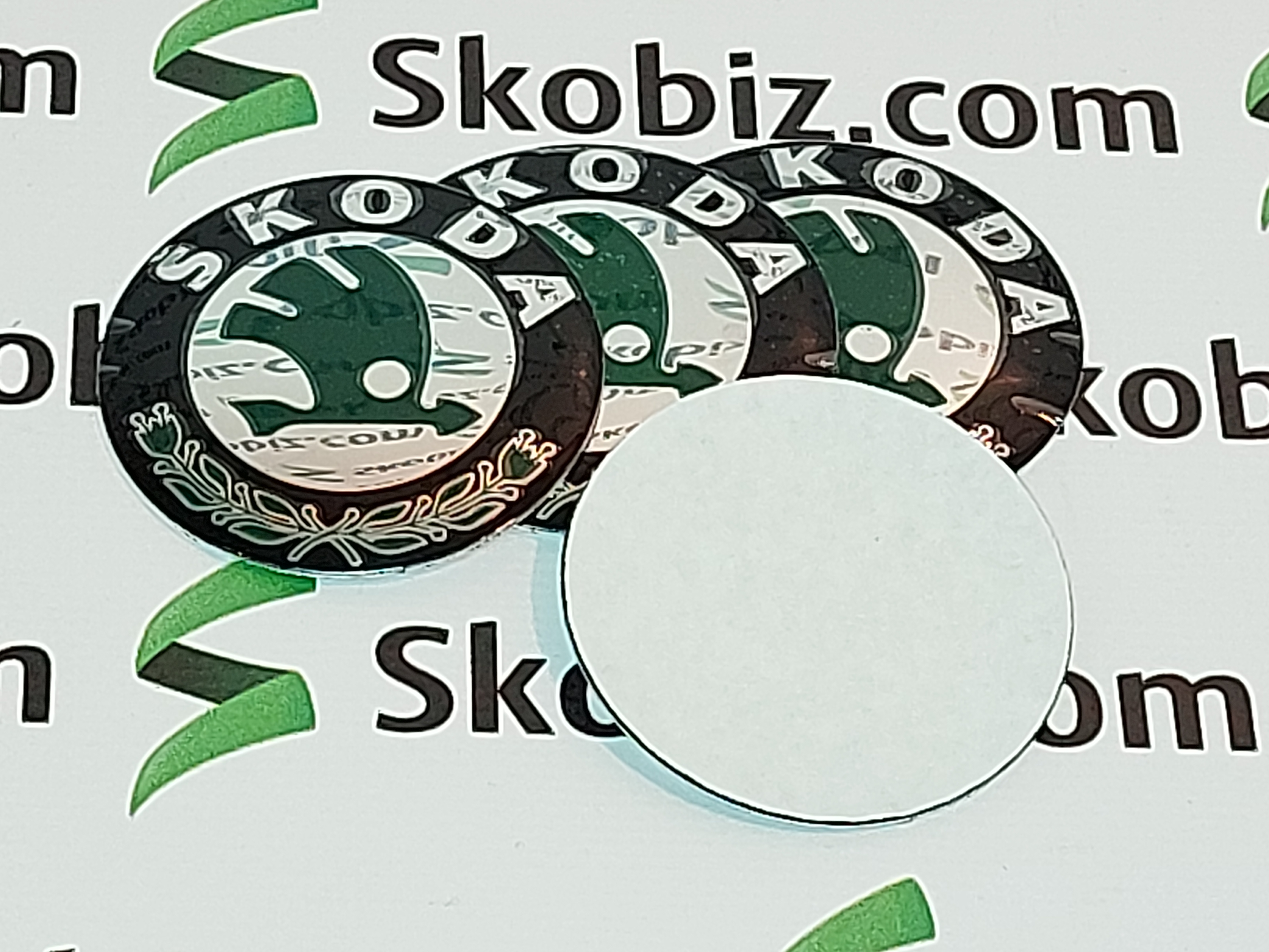 Наклейка колпачка диска Skoda, алюм. 55 мм. 4шт