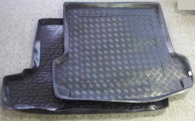 Коврик багажника Octavia A5 пластик с бортом