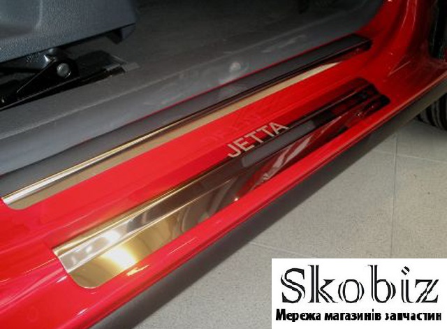 Накладки порогов JETTA V 2005-2010 нержавеющая сталь (к-кт 8 шт.)