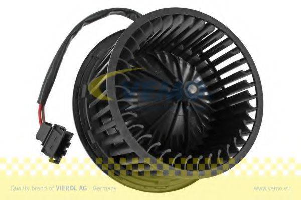 Вентилятор; Пристрій для впуску, повітря в салоні VEMO V15-03-1881