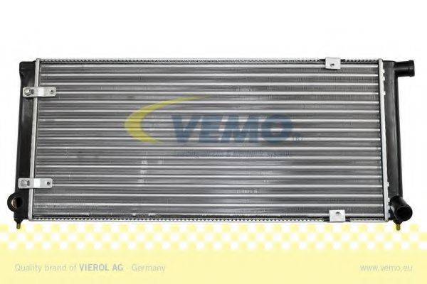VEMO V15605017 Радиатор охлаждения двигателя