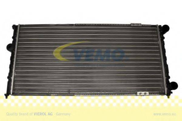 VEMO V15605058 Радиатор охлаждения двигателя